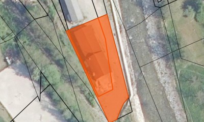 Zemljišče z objektom v industrijski coni Otiški Vrh, Dravograd